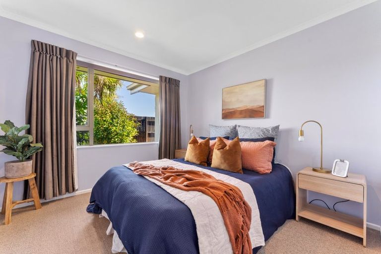 Photo of property in 12 Lionel Place, Mapua, 7005