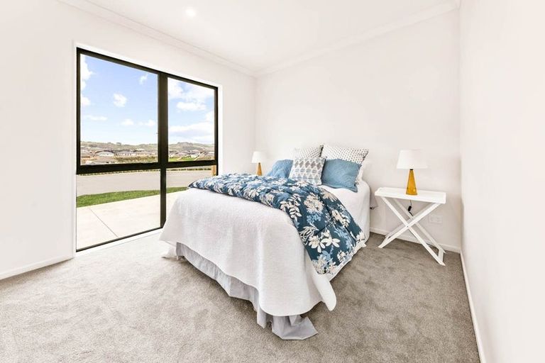 Photo of property in 18 Piedmonte Avenue, Pokeno, 2402