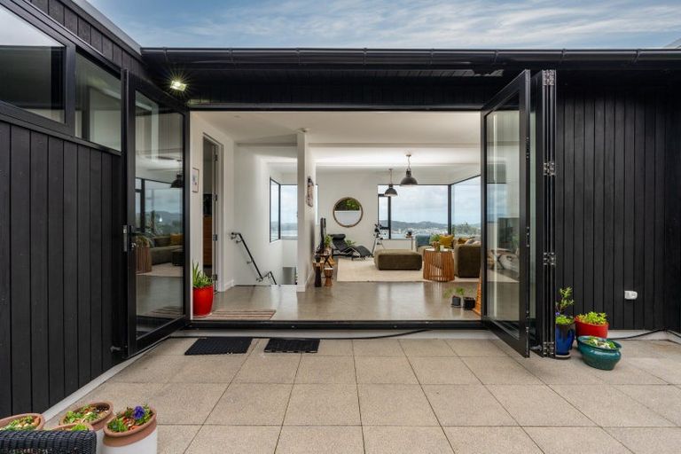 Photo of property in 103a Calcutta Street, Khandallah, Wellington, 6035