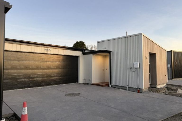 Photo of property in 3 Tieke Lane, Halswell, Christchurch, 8025