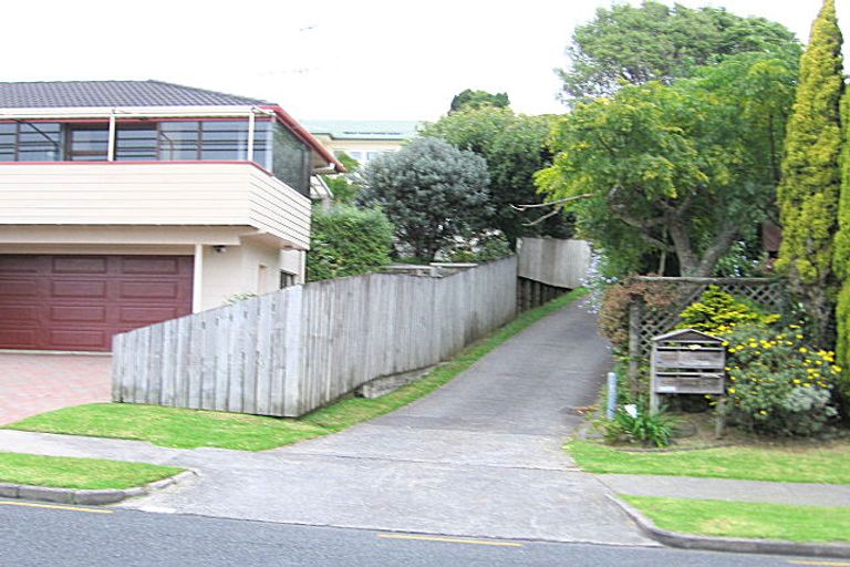 Photo of property in 1/16 Sunnyview Avenue, Shelly Park, Auckland, 2014