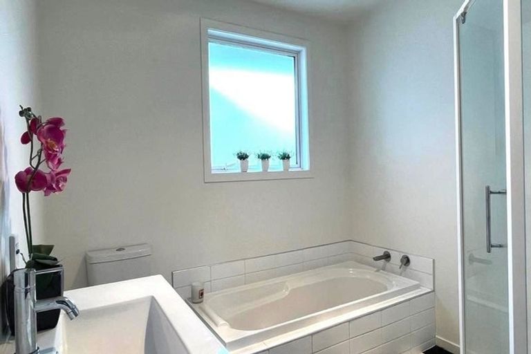 Photo of property in 51a Halswell Road, Hillmorton, Christchurch, 8025