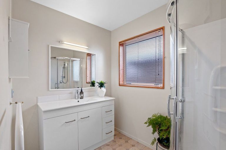 Photo of property in 5b Oldham Place, Darfield, 7510