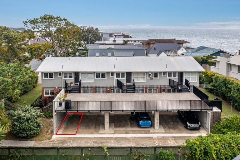 Photo of property in 1/221 Hurstmere Road, Takapuna, Auckland, 0622