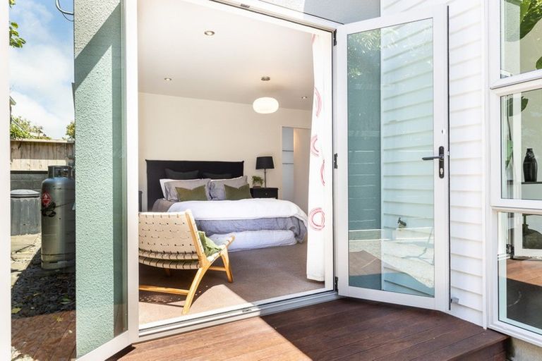 Photo of property in 33a Waimea Street, Westown, New Plymouth, 4310