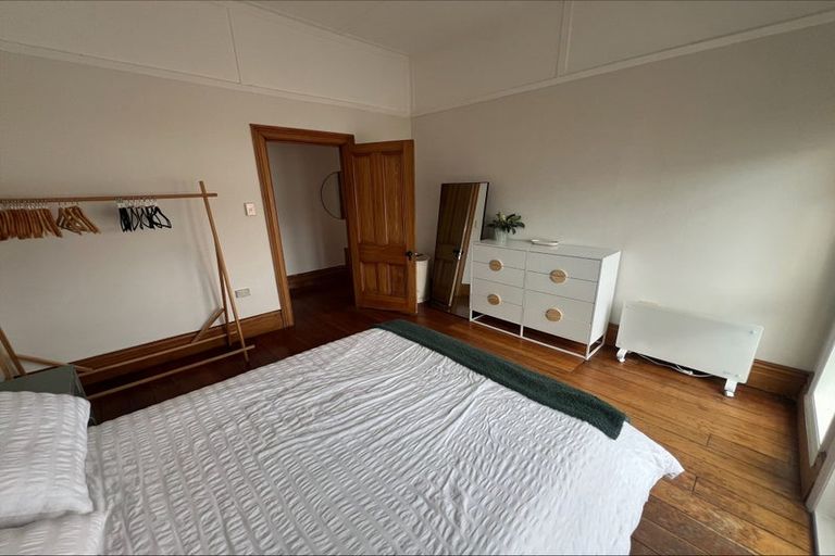 Photo of property in 5 Mcintyre Avenue, Mount Victoria, Wellington, 6011