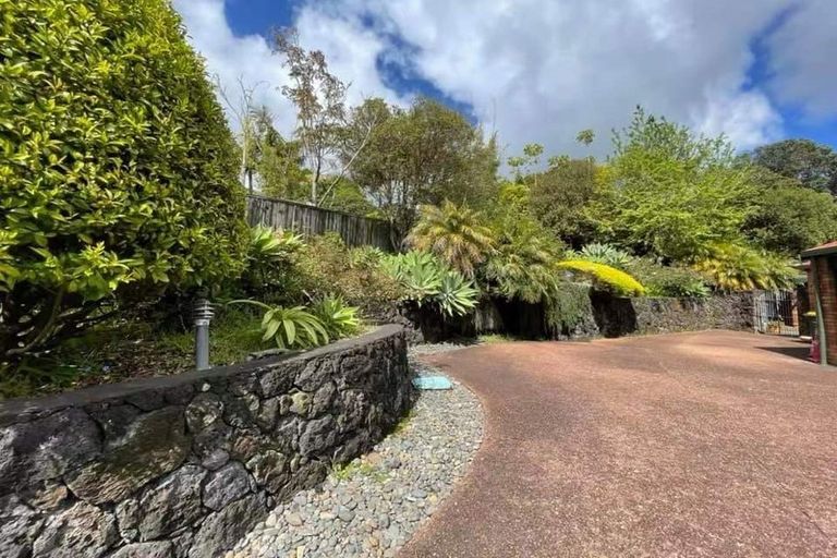 Photo of property in 7 Aotearoa Terrace, Murrays Bay, Auckland, 0630