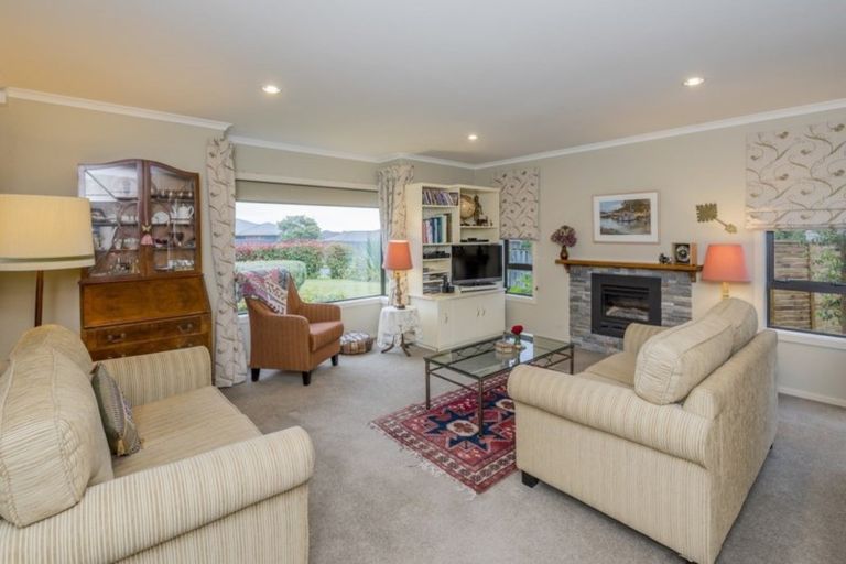 Photo of property in 20 Ludlam Way, Otaki, 5512