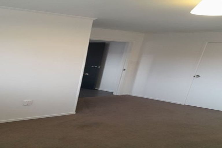 Photo of property in 485 West Coast Road, Glen Eden, Auckland, 0602