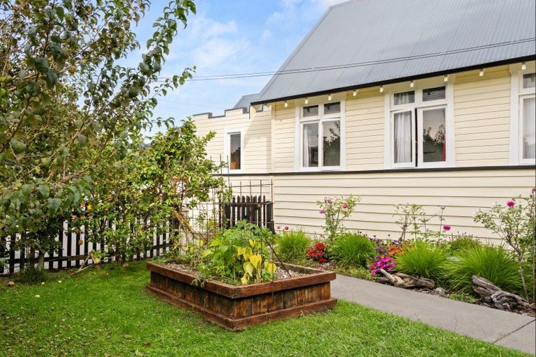 Photo of property in 232 Ormond Road, Mangapapa, Gisborne, 4010