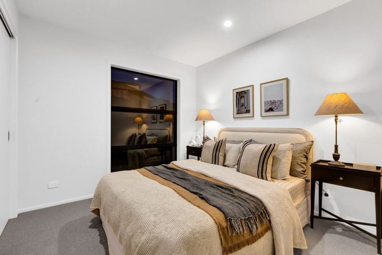 Photo of property in 54 Fernbrook Drive, Hurworth, New Plymouth, 4310