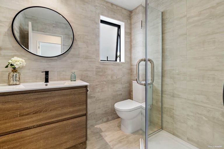 Photo of property in 72 Joseph Street, Flat Bush, Auckland, 2019