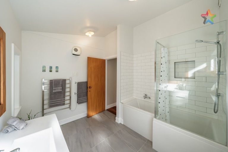 Photo of property in 24 Tory Street, Petone, Lower Hutt, 5012