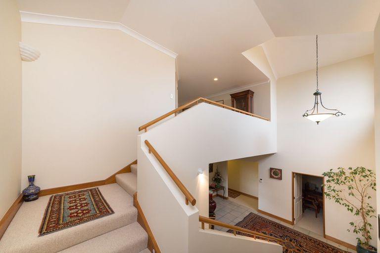 Photo of property in 55 The Strand, Fitzherbert, Palmerston North, 4410