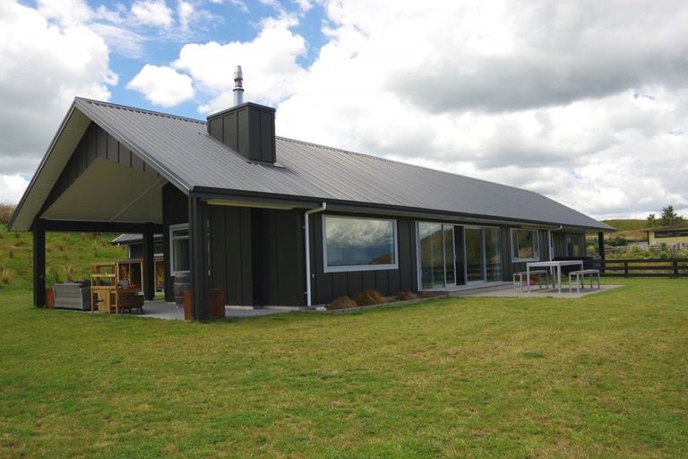 Photo of property in 71 Ross Rise, Kinloch, Taupo, 3385