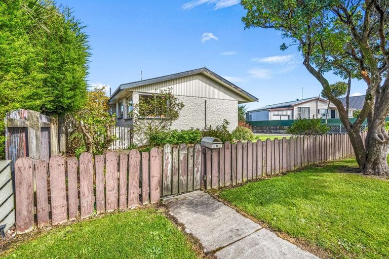 Photo of property in 19 Lock Street, Kingswell, Invercargill, 9812