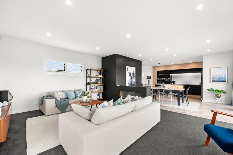 Photo of property in 16 Cuba Street, Petone, Lower Hutt, 5012