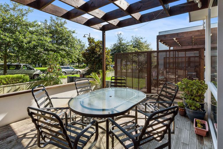 Photo of property in 25 Kauri Drive, Takanini, 2112