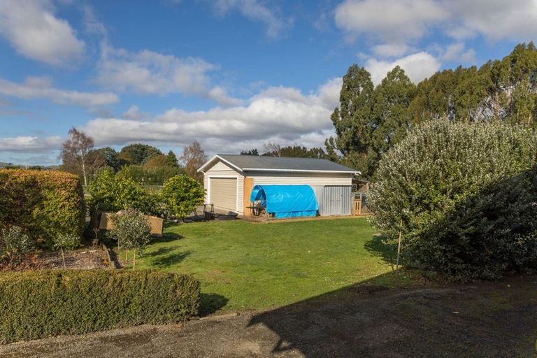 Photo of property in 2 Aerodrome Road, Dannevirke, 4972