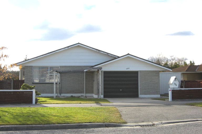 Photo of property in 104 Ashworth Street, Alexandra, 9320