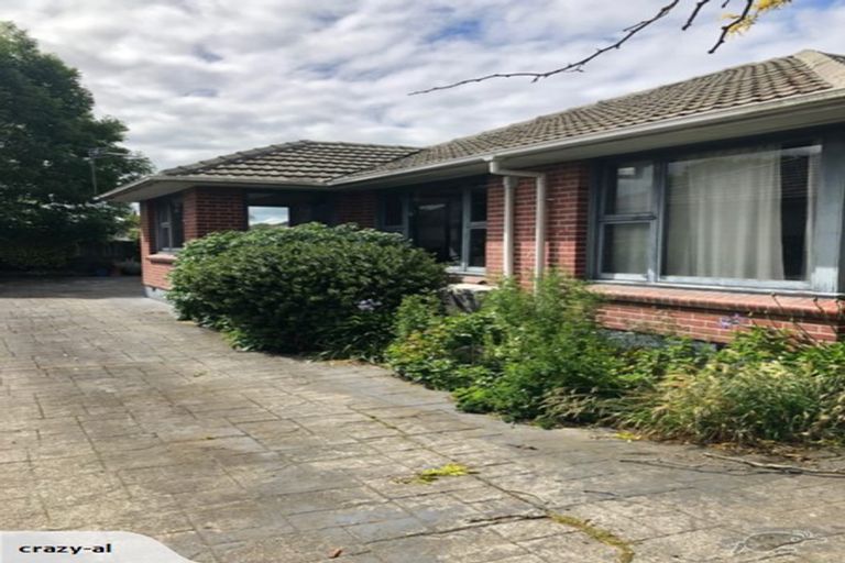 Photo of property in 11 Solway Avenue, Ilam, Christchurch, 8041