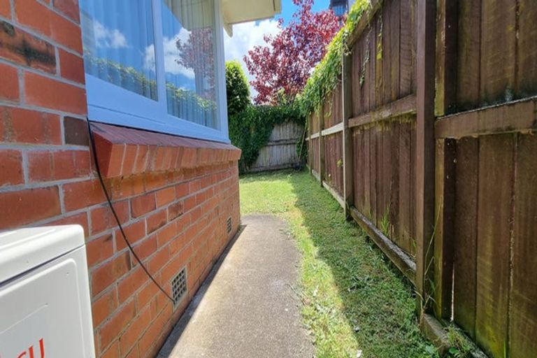 Photo of property in 2/19 Huron Street, Takapuna, Auckland, 0622