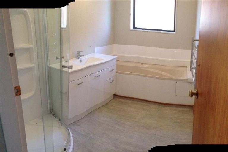 Photo of property in 46 Gurkha Crescent, Khandallah, Wellington, 6035