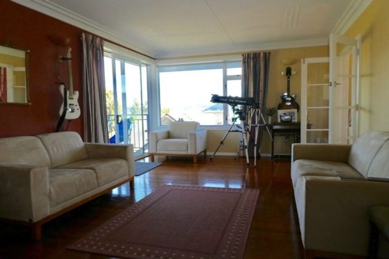 Photo of property in 28 Gorman Street, Macandrew Bay, Dunedin, 9014