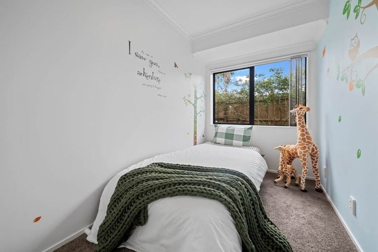 Photo of property in 27 Longford Park Drive, Takanini, 2112