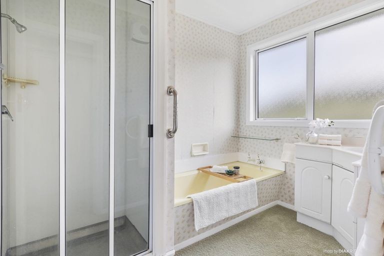 Photo of property in 2 View Road, Houghton Bay, Wellington, 6023