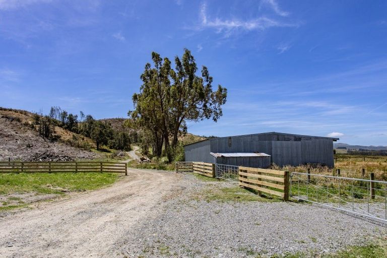 Photo of property in 98 Lewis Road, View Hill, Oxford, 7495