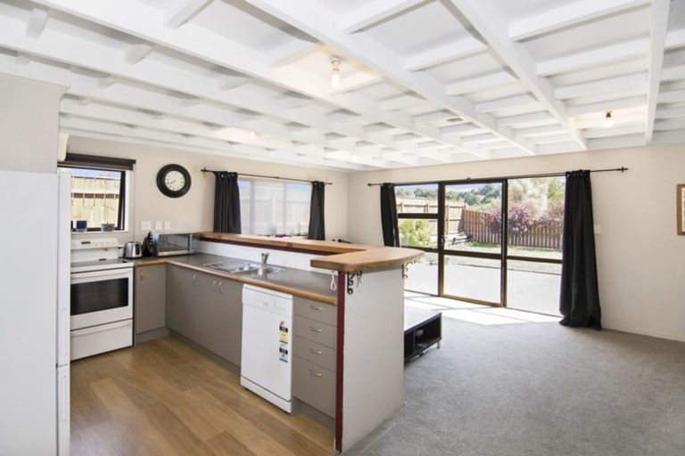 Photo of property in 1/1 Windlesham Place, Wakefield, 7025