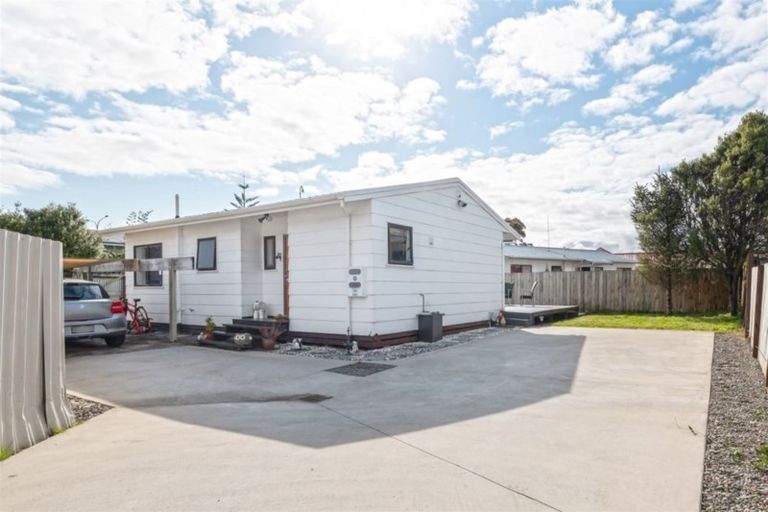 Photo of property in 2/6 Trevor Hosken Drive, Wiri, Auckland, 2104