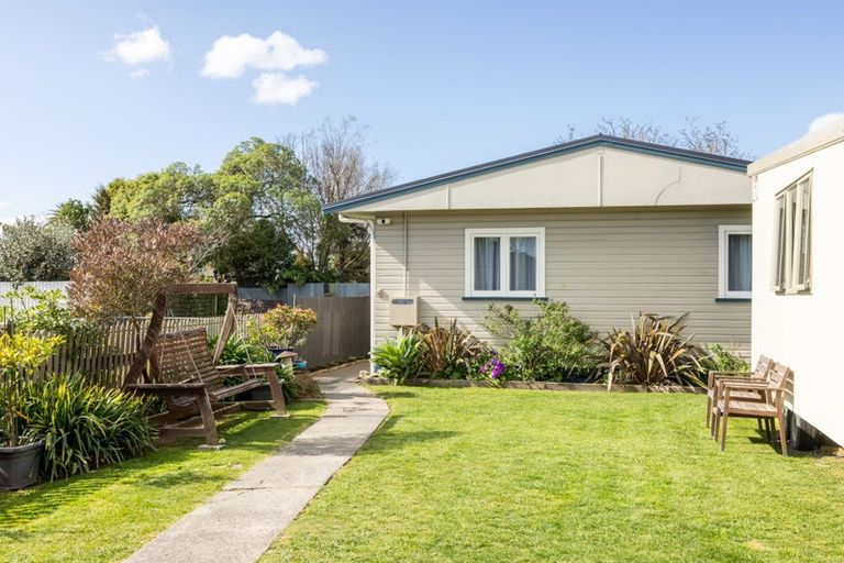 Photo of property in 21 Hyla Road, Haumoana, 4102