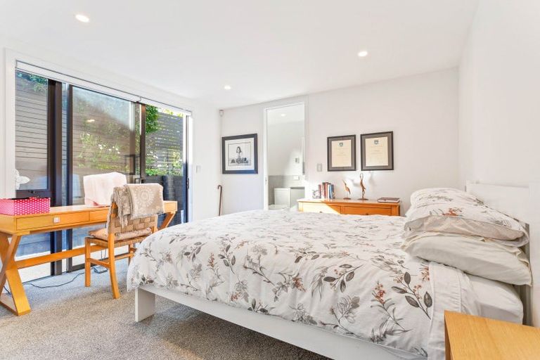 Photo of property in 352d Beach Road, Mairangi Bay, Auckland, 0630