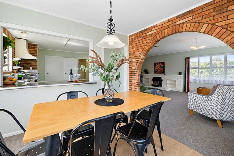 Photo of property in 5 Wesley Avenue, Frankleigh Park, New Plymouth, 4310