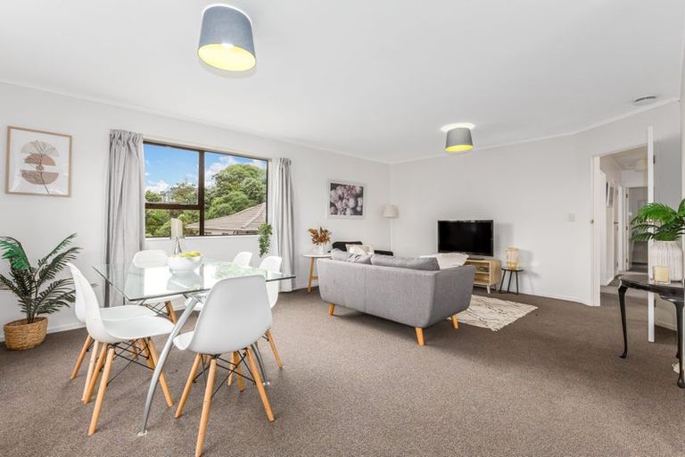 Photo of property in 19 Staithes Drive North, Whitby, Porirua, 5024