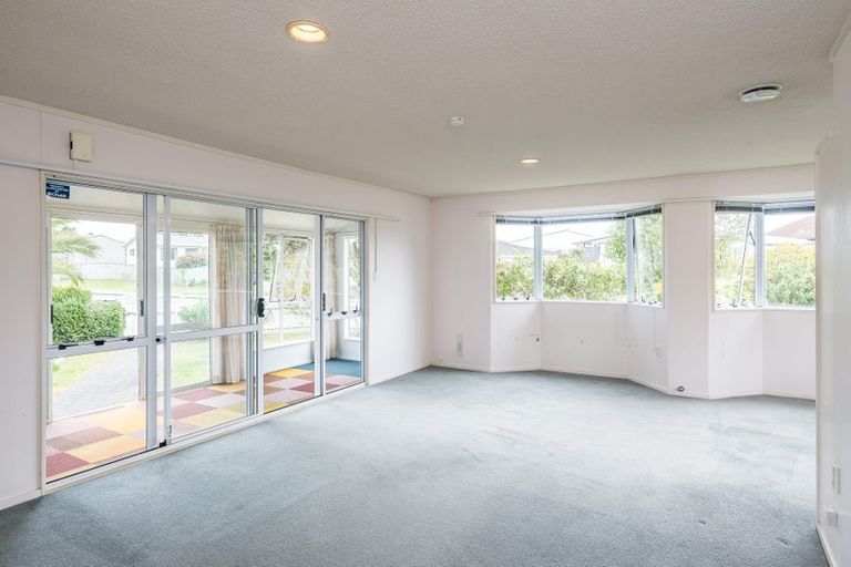Photo of property in 44 Langdale Avenue, Paraparaumu, 5032