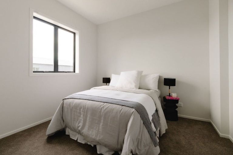 Photo of property in 119 Tiketike Way, Brooklyn, Wellington, 6021