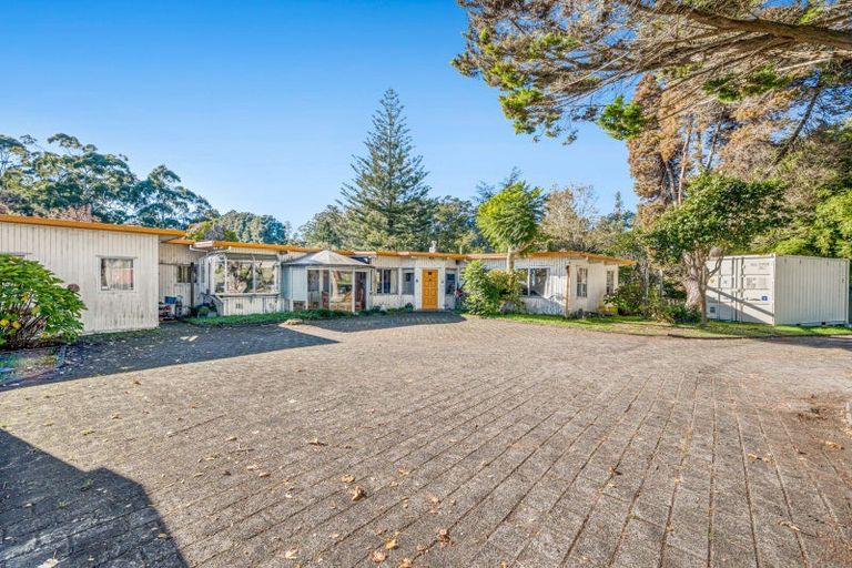 Photo of property in 24 Saleyard Road, Whitford, Howick, 2571