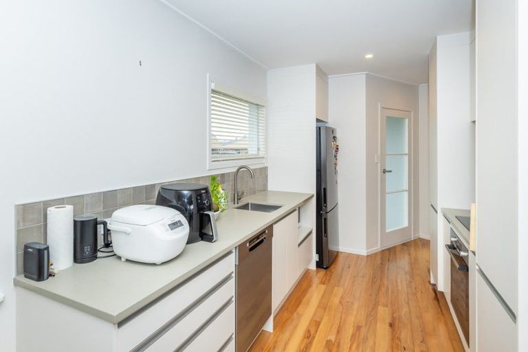 Photo of property in 2 Mears Road, St Andrews, Hamilton, 3200