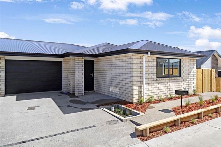 Photo of property in 43 Waruhia Crescent, Rototuna North, 3281