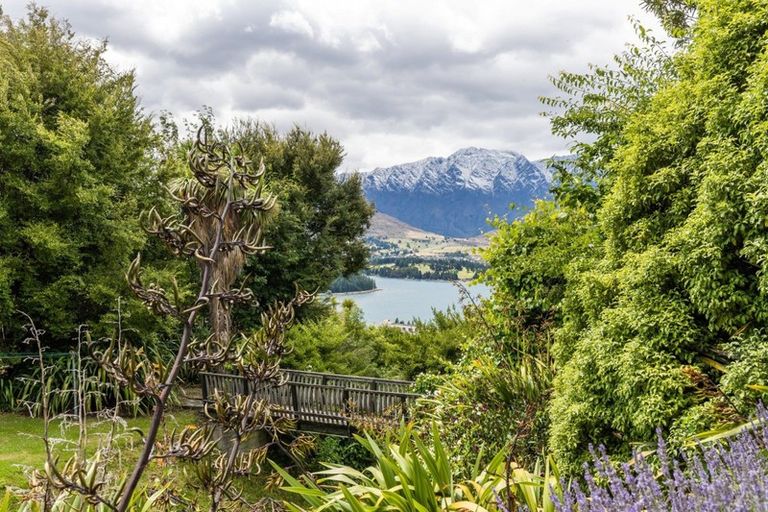 Photo of property in 308/139 Fernhill Road, Fernhill, Queenstown, 9300