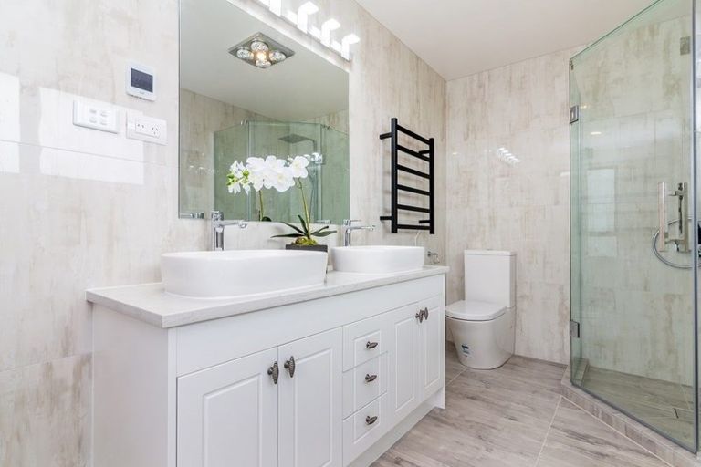 Photo of property in 20 Fong Road, Flat Bush, Auckland, 2019