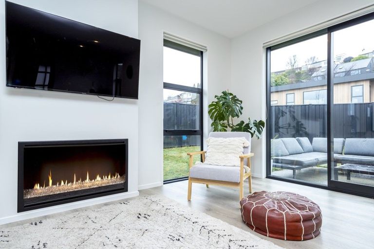 Photo of property in 7 Patton Place, Arrowtown, 9302