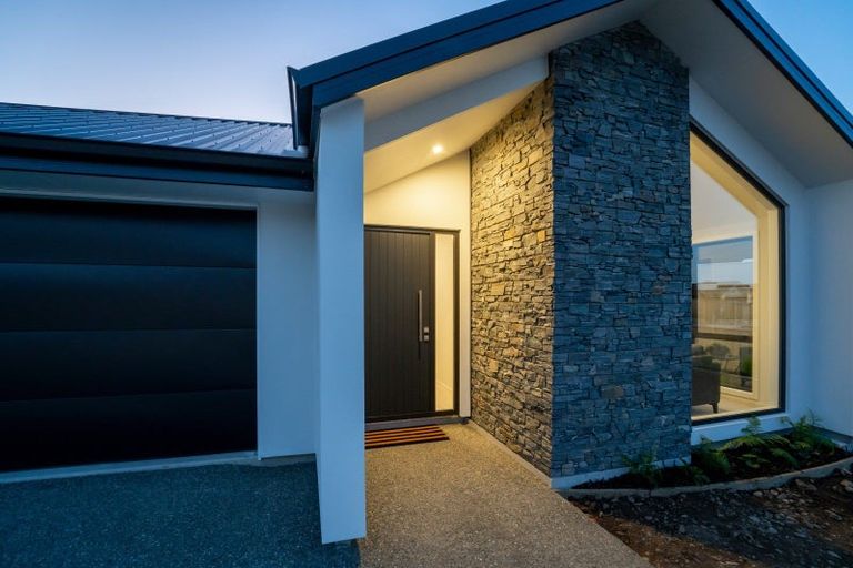 Photo of property in 16 Cranford Road, Richmond, 7020