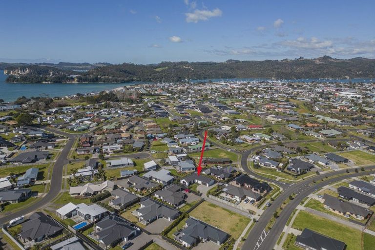 Photo of property in 128 Kupe Drive, Whitianga, 3510