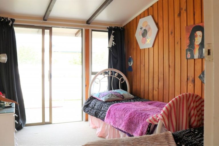 Photo of property in 43 Strathmore Avenue, Levin, 5510