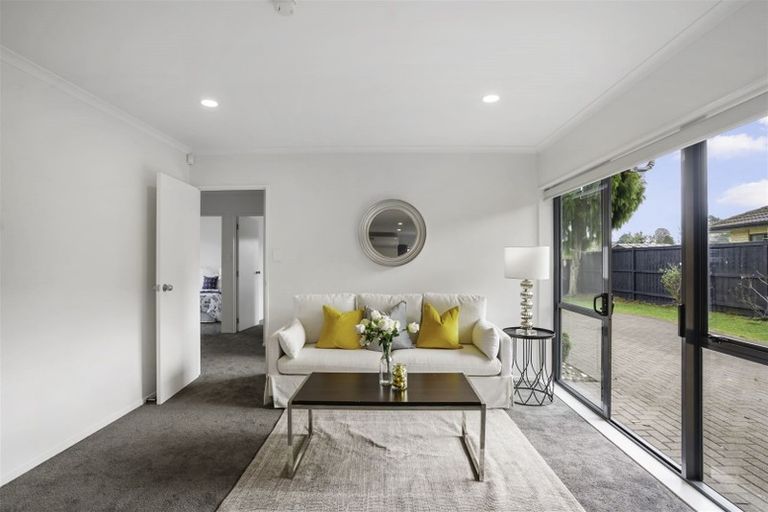 Photo of property in 34 Sandwick Drive, Weymouth, Auckland, 2103