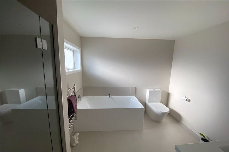 Photo of property in 28 Douglas Street, Allanton, Mosgiel, 9092